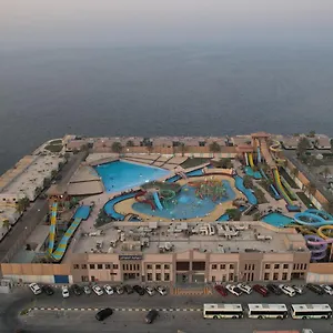 Chalet Sea Club